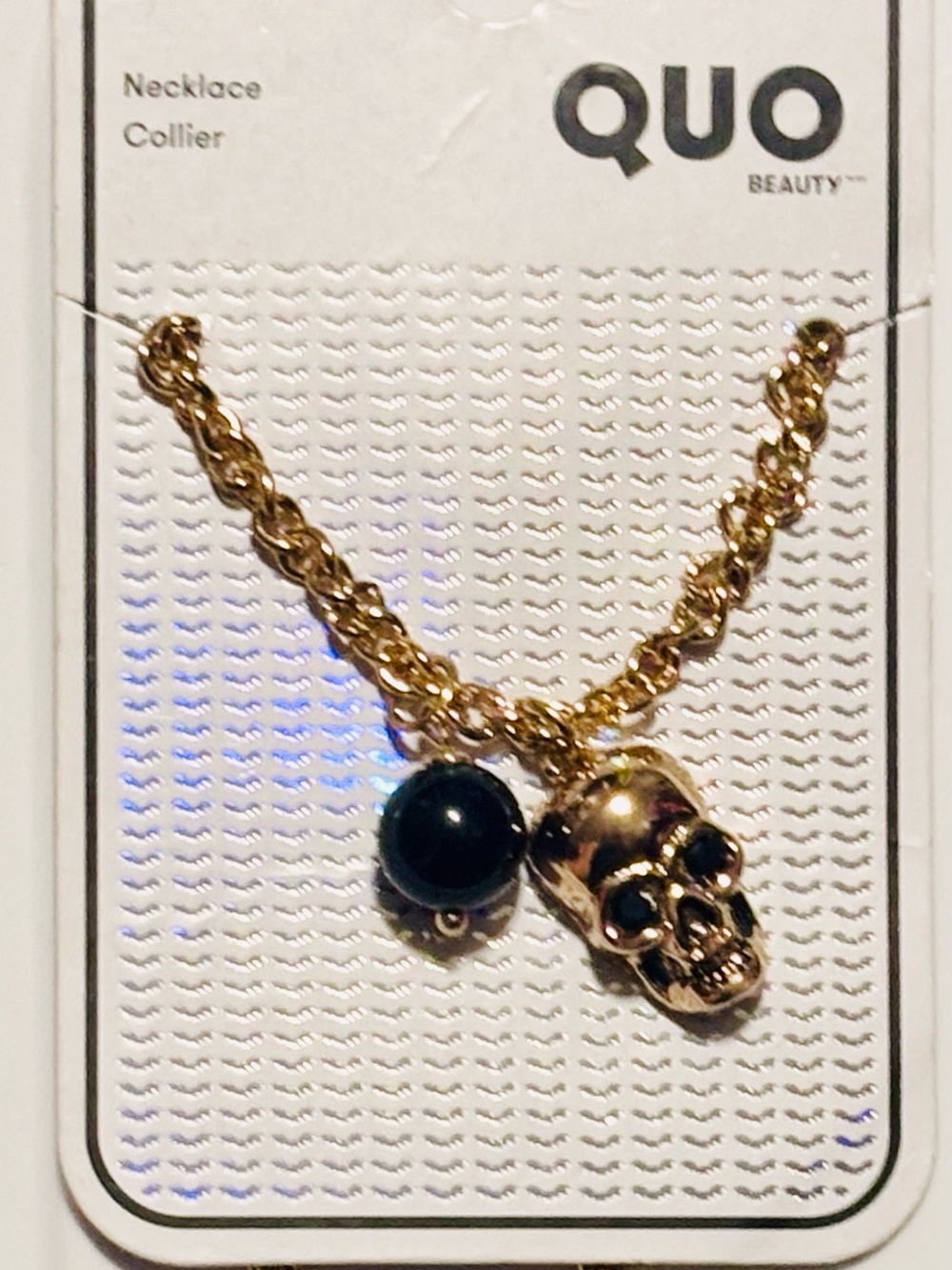 Quo Skull Halloween Gold Necklace